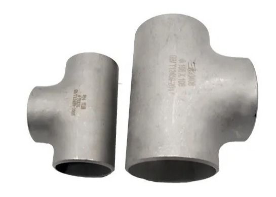 Threaded Connection Butt Weld Reducing Tee Sand Blasting In Various Industries